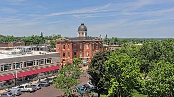Weather camera view of City of Woodstock.