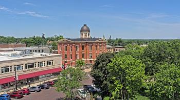Weather camera view of City of Woodstock.