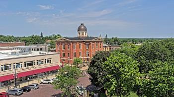 Weather camera view of City of Woodstock.