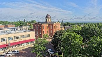 Weather camera view of City of Woodstock.