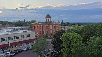 Weather camera view of City of Woodstock.