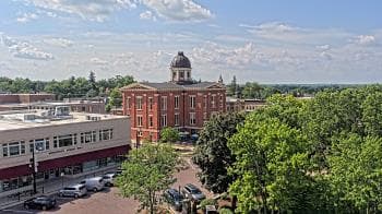 Weather camera view of City of Woodstock.