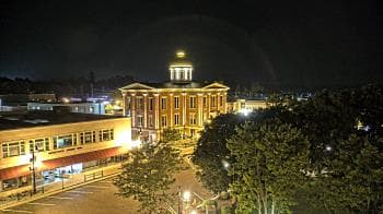 Weather camera view of City of Woodstock.