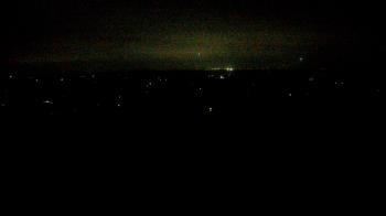 Weather camera view of Dirt Farm Brewing.