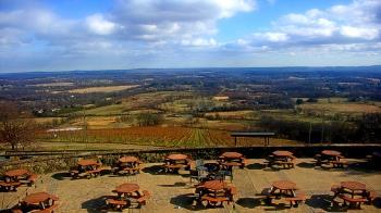 Weather camera view of Dirt Farm Brewing.