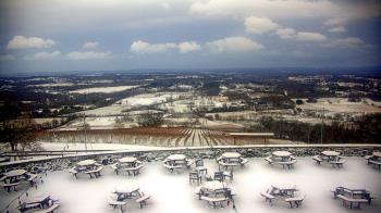 Weather camera view of Dirt Farm Brewing.