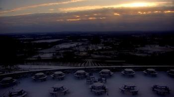 Weather camera view of Dirt Farm Brewing.