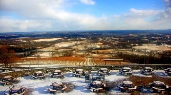 Weather camera view of Dirt Farm Brewing.