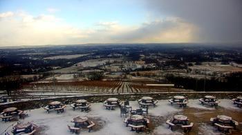 Weather camera view of Dirt Farm Brewing.