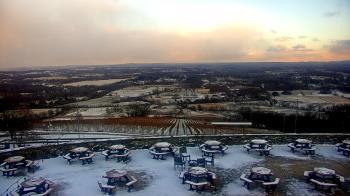 Weather camera view of Dirt Farm Brewing.