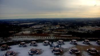 Weather camera view of Dirt Farm Brewing.