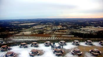 Weather camera view of Dirt Farm Brewing.