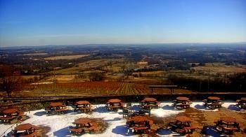 Weather camera view of Dirt Farm Brewing.