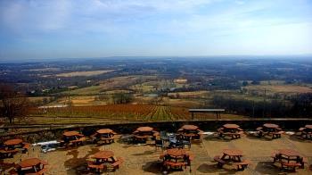 Weather camera view of Dirt Farm Brewing.