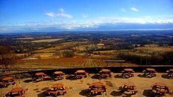 Weather camera view of Dirt Farm Brewing.