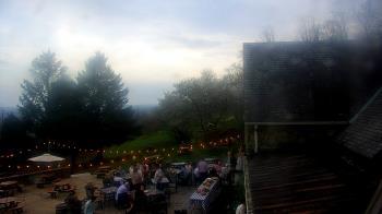 Weather camera view of Dirt Farm Brewing.