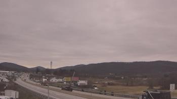 Weather camera view of Wessels Used Cars.