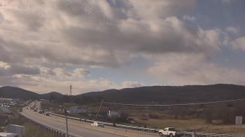 Weather camera view of Wessels Used Cars.