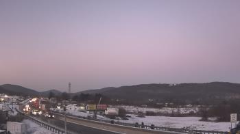 Weather camera view of Wessels Used Cars.