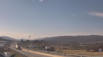 Weather camera view of Wessels Used Cars.