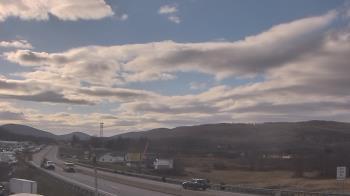 Weather camera view of Wessels Used Cars.