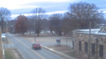 Weather camera view of Current River Career Center.