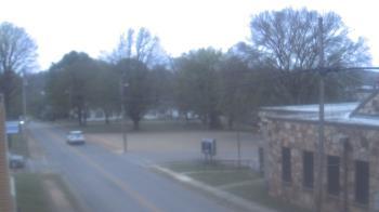 Weather camera view of Current River Career Center.