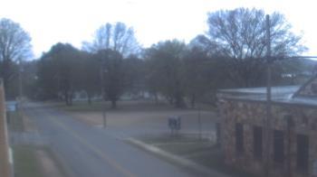 Weather camera view of Current River Career Center.