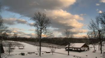 Weather camera view of Dodon Vineyards.