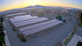 Weather camera view of Diablo Valley College.