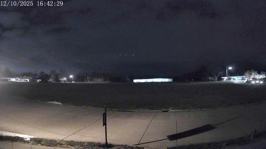 Weather camera view of The Oaks.
