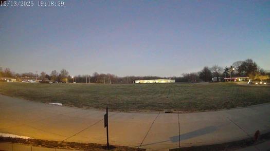 Weather camera view of The Oaks.