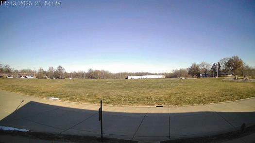 Weather camera view of The Oaks.