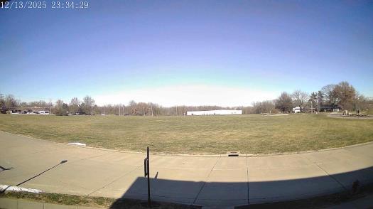Weather camera view of The Oaks.