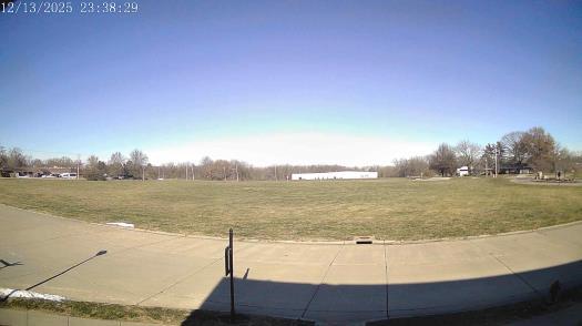 Weather camera view of The Oaks.