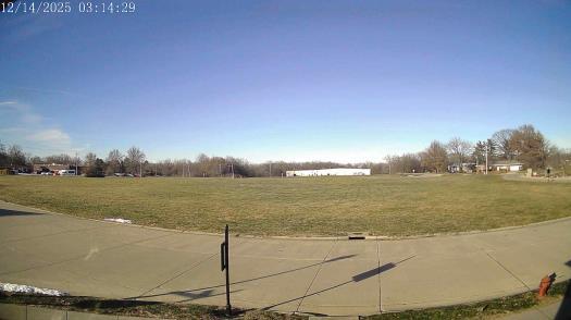 Weather camera view of The Oaks.