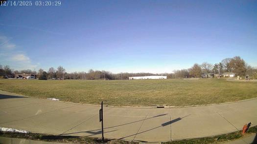 Weather camera view of The Oaks.