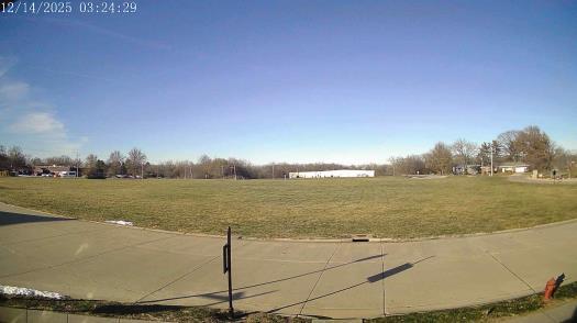 Weather camera view of The Oaks.