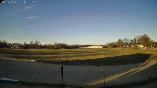 Weather camera view of The Oaks.