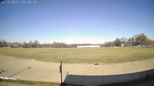 Weather camera view of The Oaks.