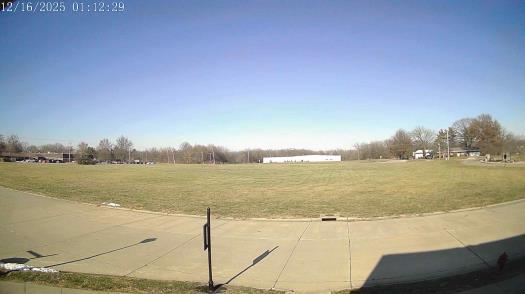 Weather camera view of The Oaks.