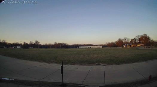 Weather camera view of The Oaks.