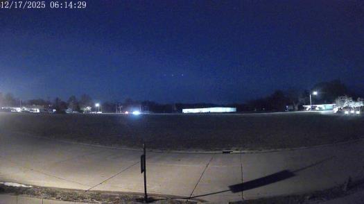 Weather camera view of The Oaks.