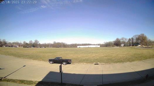 Weather camera view of The Oaks.