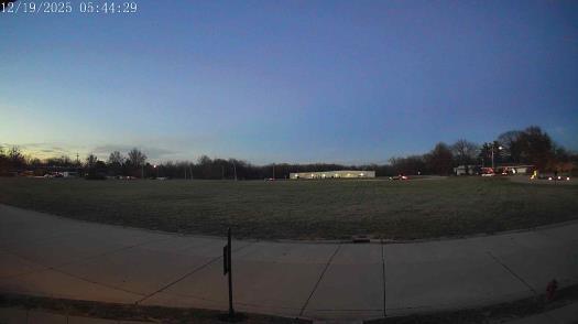 Weather camera view of The Oaks.