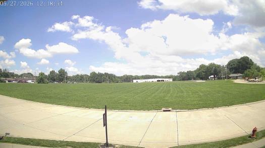 Weather camera view of The Oaks.