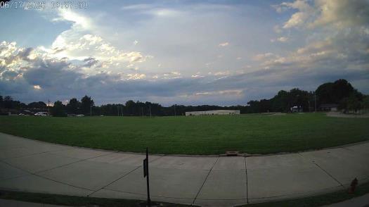 Weather camera view of The Oaks.