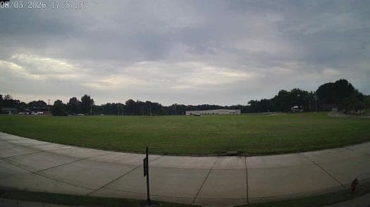 Weather camera view of The Oaks.