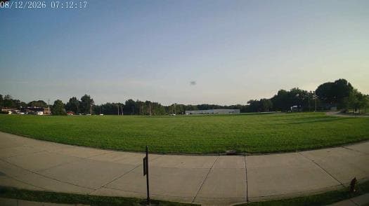 Weather camera view of The Oaks.