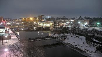 Weather camera view of City of Elgin.